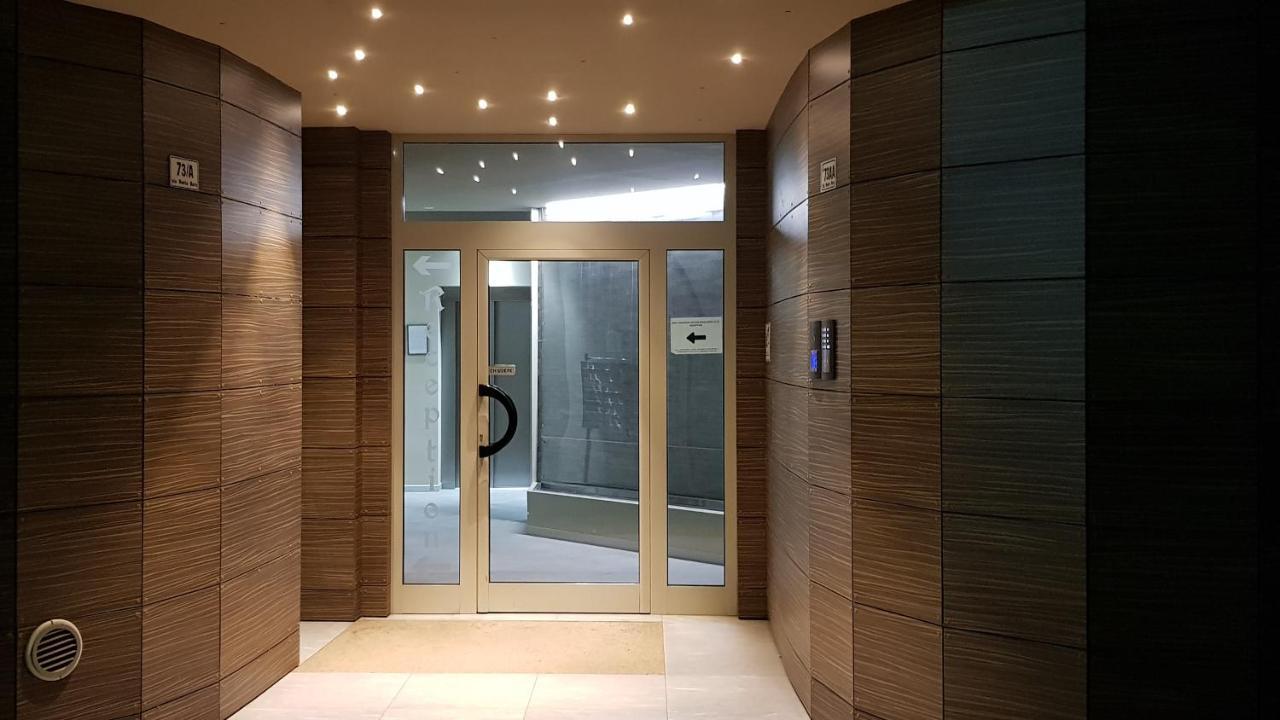 Condominio La Torre 1 Galliate Екстер'єр фото