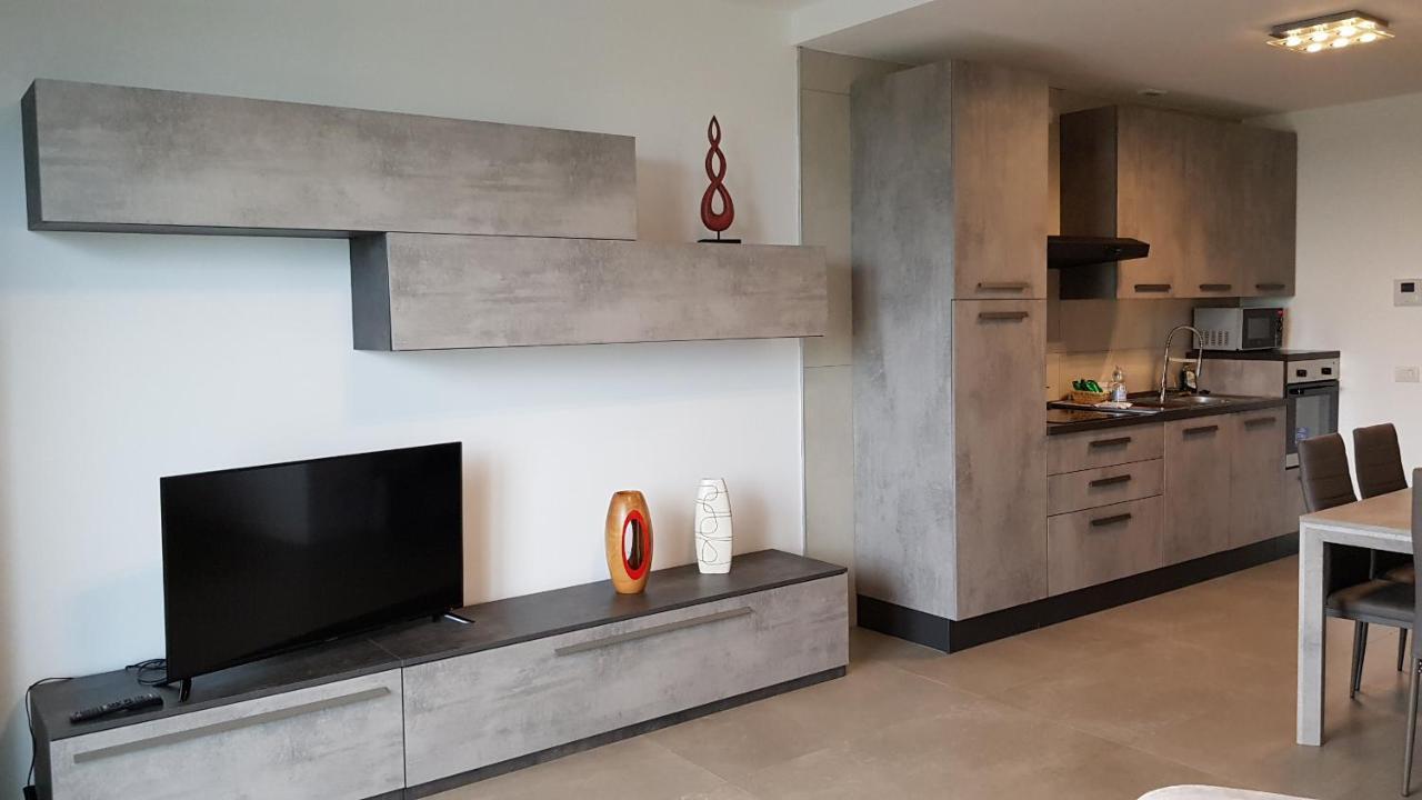 Condominio La Torre 1 Galliate Екстер'єр фото