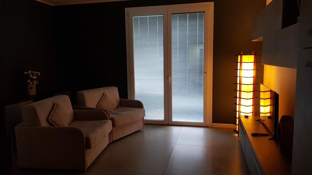 Condominio La Torre 1 Galliate Екстер'єр фото